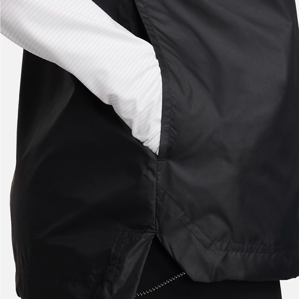 NEW🖤⛳️Nike Tour Repel Women's Golf Vest $100 - Picture 7 of 13
